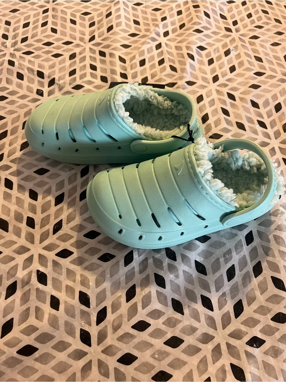 Rugged Shark Kids Aqua Fleece-Lined Clog